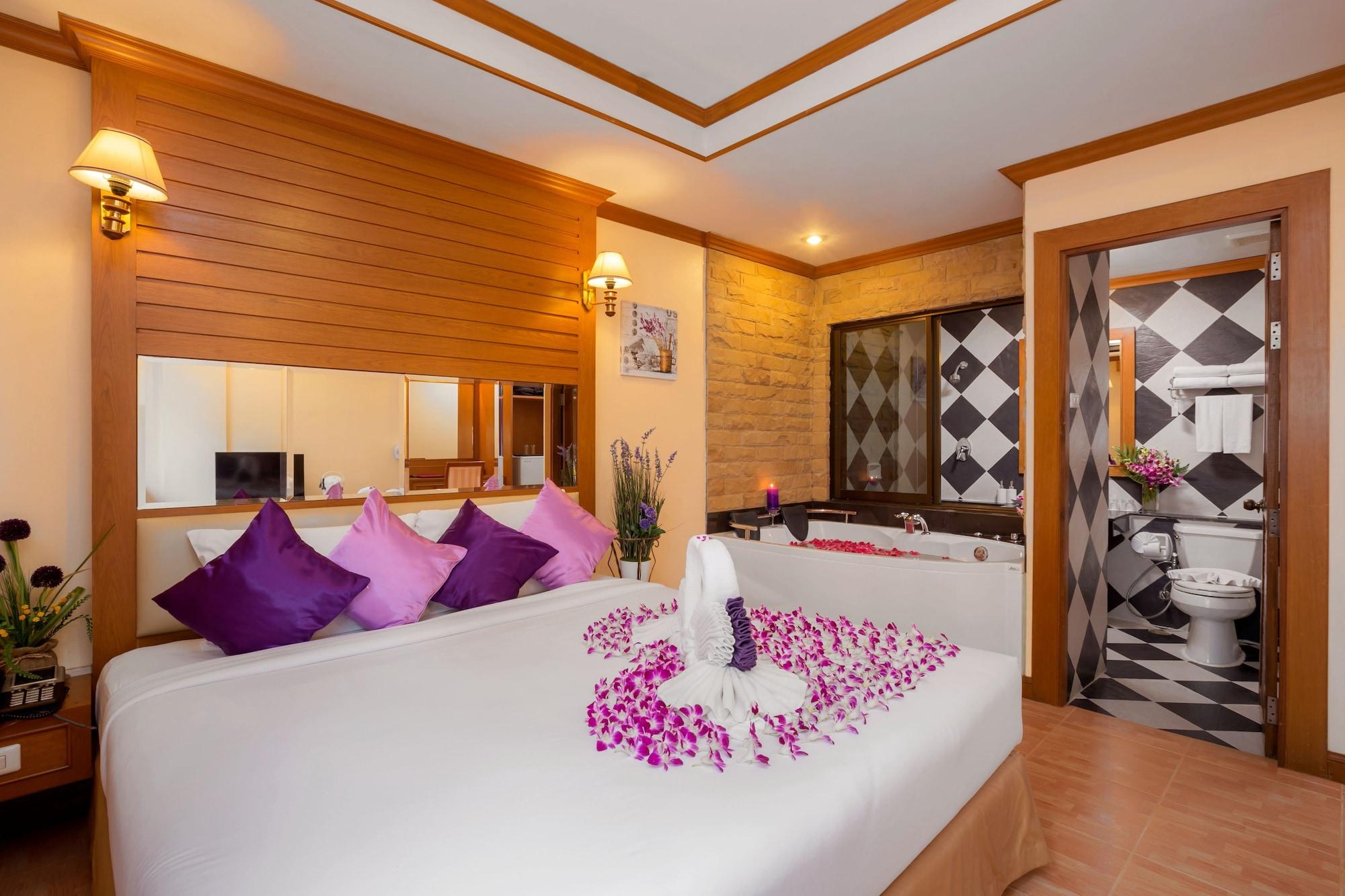 Bangkok Residence Patong Exterior photo